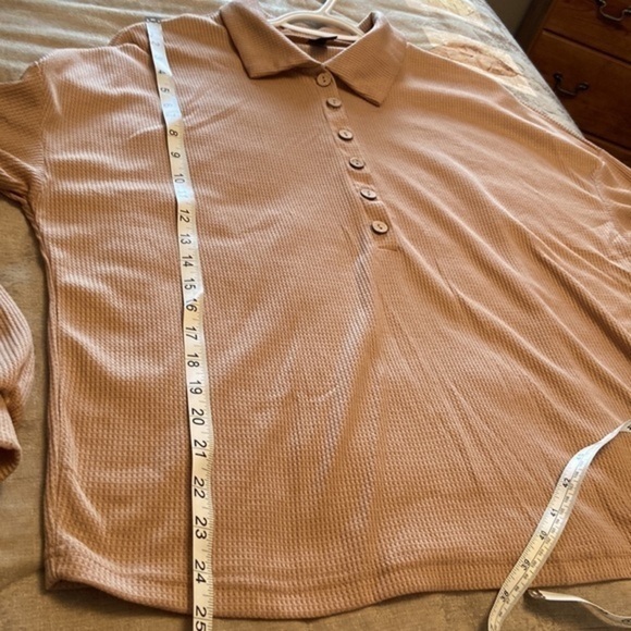 SHEIN 6 button Long sleeve - Picture 9 of 9